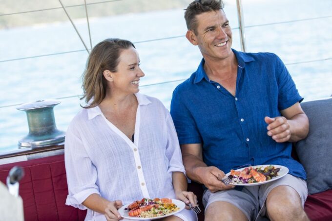 Airlie Beach: Adults-Only Whitehaven Beach Sailing Tour - Sunset Sparkling Wine and Antipasto
