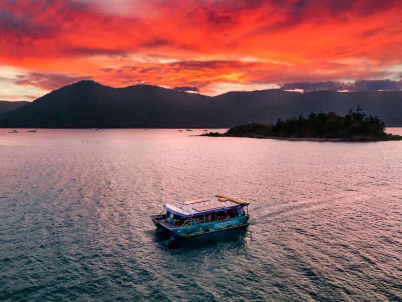 Airlie Beach: Bottoms up Sunset Cruise With Drink - Onboard Experience