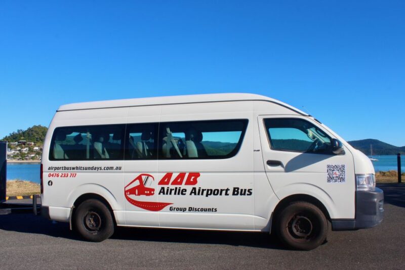 Airlie Beach: Private Bus From/To Whitsunday Coast Airport - Meet and Greet