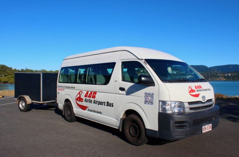 Airlie Beach: Private Bus From/To Whitsunday Coast Airport - Whitsunday Coast Airport