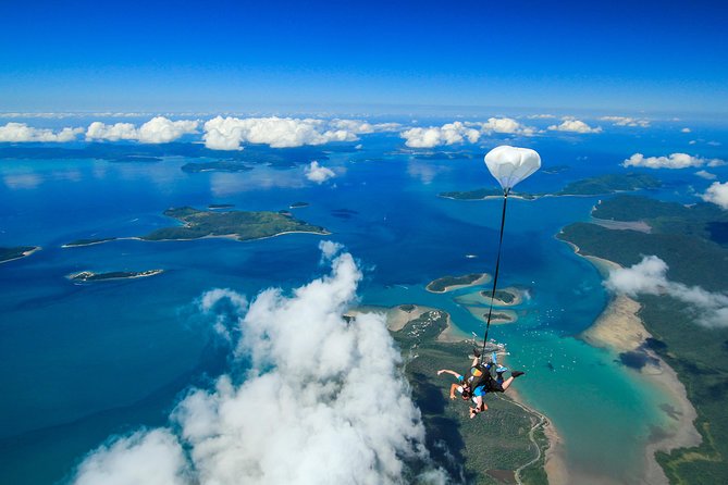 Airlie Beach Tandem Skydive - Meeting Point and Logistics