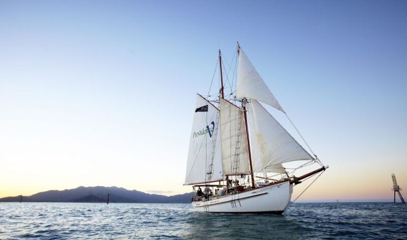 Airlie Beach: Whitehaven Day Sail With Snorkeling & Lunch - Inclusions
