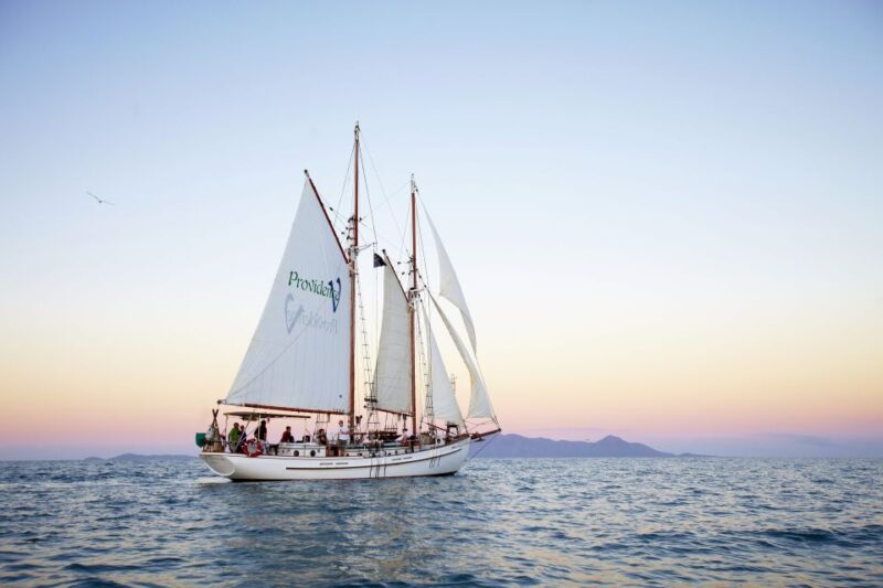 Airlie Beach: Whitsundays Tallship Sunset Sail With Drink - Experience Details