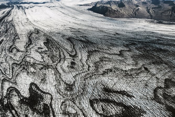 Airplane Sightseeing Flight Over Laki Craters and Highland - Discovering Grænalón Glacial Lake