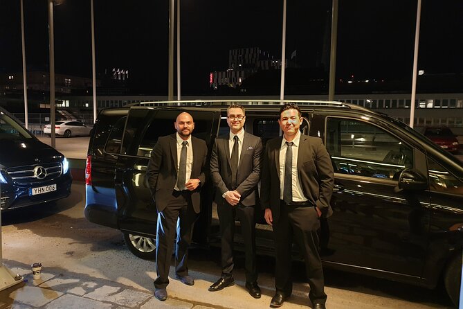 Airport Limousine Transfer: Arlanda Airport to Stockholm City 1-7 Passengers - Accessibility and Requirements