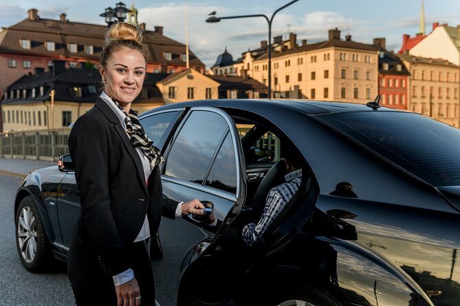 Airport Limousine Transfer: Arlanda Airport to Stockholm City 1-7 Passengers - Frequently Asked Questions