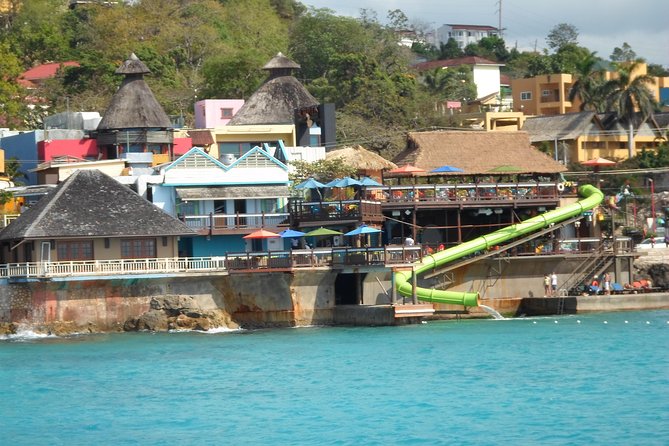 Airport Limousine Transfers Montego Bay Limo Service (Private ) - Booking Information