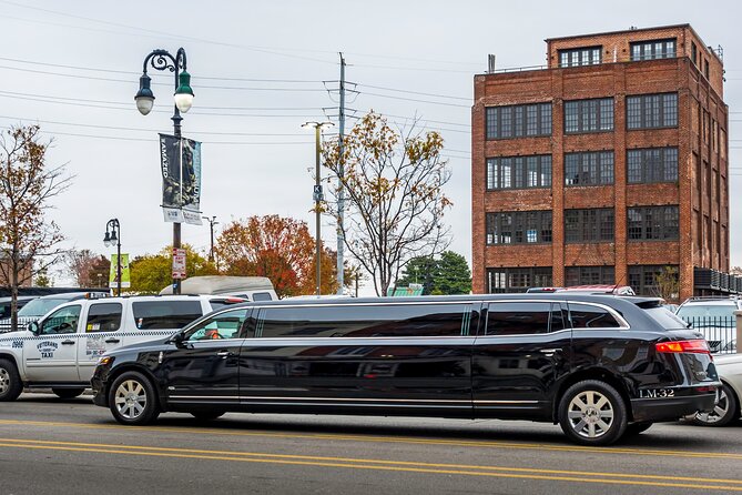Airport Luxury Arrival Pickup in New Jersey by Stretch Limousine - Luggage and Group Size