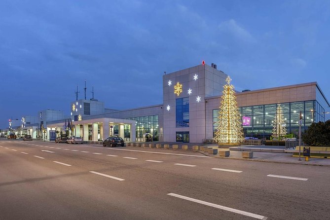 Airport Pickup Services - Modifications and Flexibility