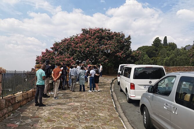 Airport Shuttle and Private Transfers - Included Amenities