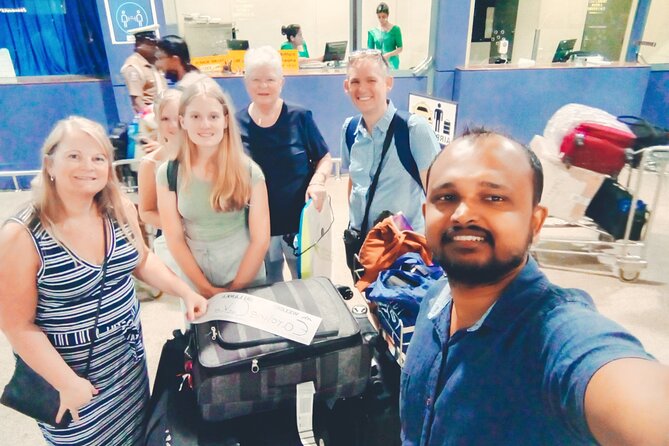 Airport Taxi Transfers From Colombo Airport to Colombo City - Luggage Handling