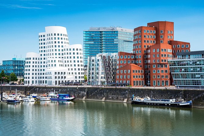 Airport Transfer: Airport DUS to Dusseldorf by Luxury Van - Booking Details