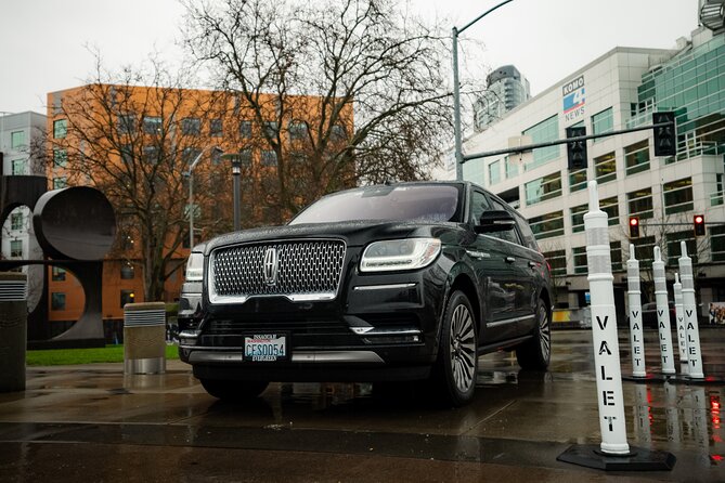 Airport Transfer Alaska Cruise ( LUXURY SUV GROUP of 5 Maximum) - Service Overview