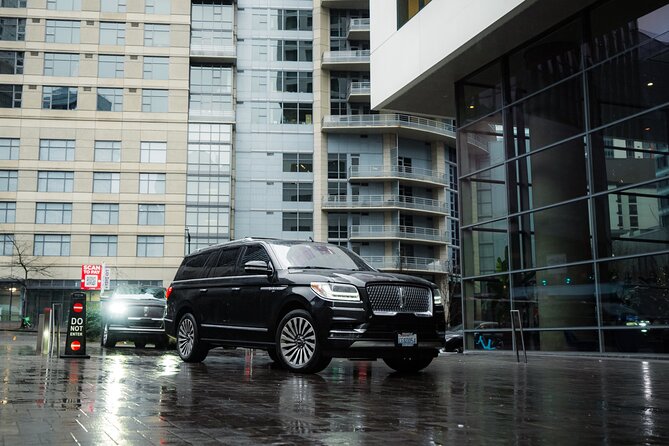 Airport Transfer Alaska Cruise ( LUXURY SUV GROUP of 5 Maximum) - Getting to Downtown Seattle