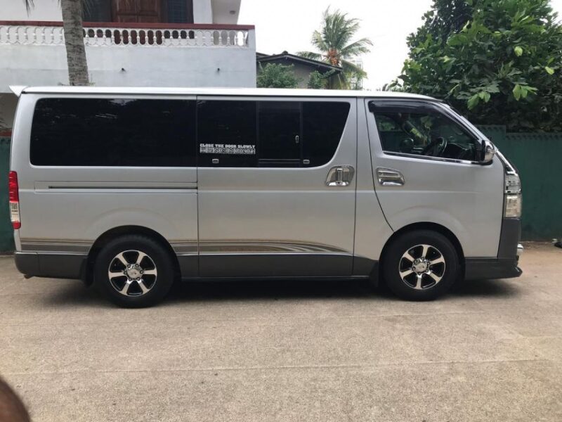 Airport Transfer Anywhere - Driver and Vehicle Details