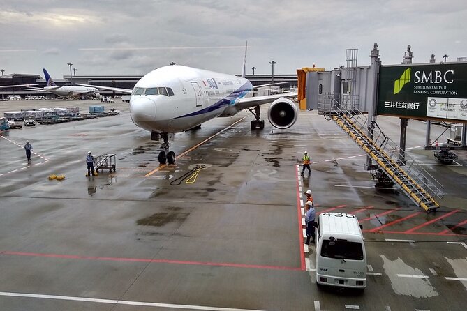Airport Transfer Between Narita and Mount Fuji or Hakone Onsen - Traveler Eligibility