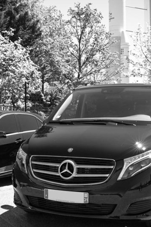 Airport Transfer From Marseille -> Marseille Center/Hotels - Vehicle and Accessibility