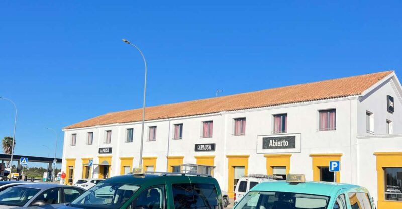Airport Transfer From Monte Gordo to Seville - Reservation Options