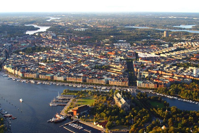 Airport Transfer: Stockholm to Airport ARN by Luxury Car - Booking Information