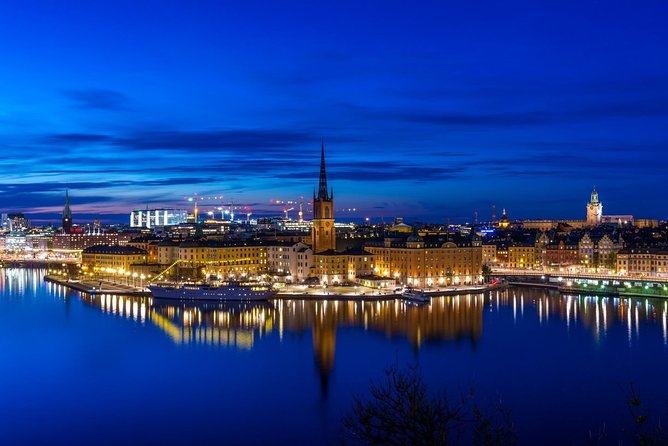 Airport Transfer: Stockholm to Airport ARN by Luxury Car - Departure and Arrival Locations