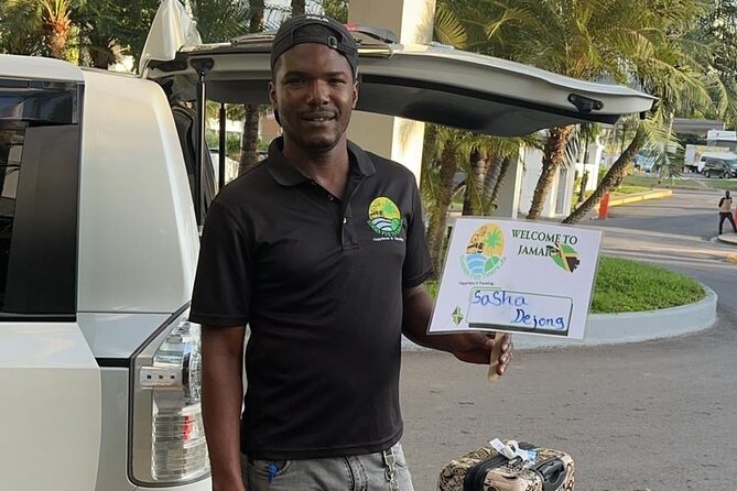 AIRPORT TRANSFER to and From HOTEL RIU PALACE AQUARELLE - Pickup and Drop-off
