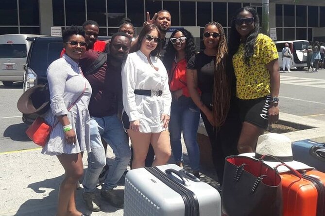 Airport Transfer to Negril Hotels (Round-Trip) - Vehicle Options for Group Sizes