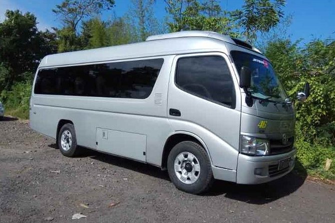 Airport Transfer to Ubud / Tanah Lot / Uluwatu (13 Seat) - Key Points