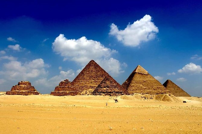 Airport Transfer + Tour Inside Giza Pyramids, Sphinx and Valley Temple - Discovering the Sphinx