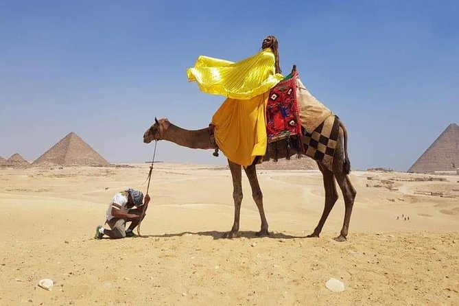 Airport Transfer + Tour Inside Giza Pyramids, Sphinx and Valley Temple - Visiting the Valley Temple