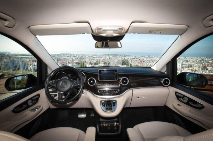 Airport Transfer With Welcome Driving Tour of 2 Hours - Flexibility and Customization