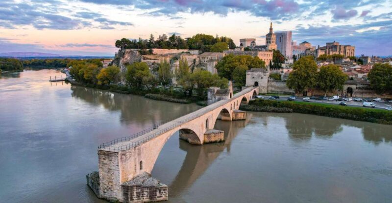 Aix-en-Provence and Avignon, City of Popes Private Tour - Just The Basics