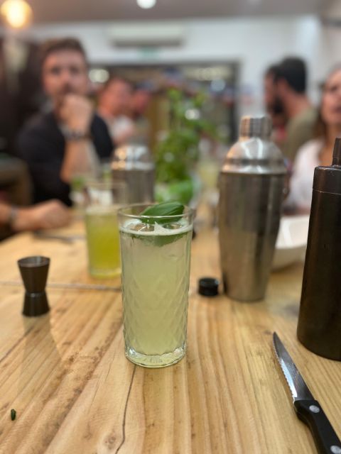 Aix-en-Provence: Cocktail Workshop in a Producer Bar - Key Points