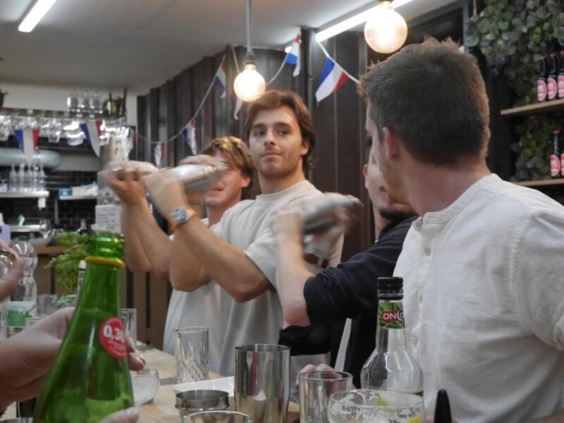 Aix-en-Provence: Cocktail Workshop in a Producer Bar - Cocktail Preparation