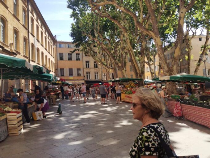 Aix En Provence: Discovery of Prestigeous Wineries and Art - Château La Gaude: Wine Tasting and Refined Gastronomy