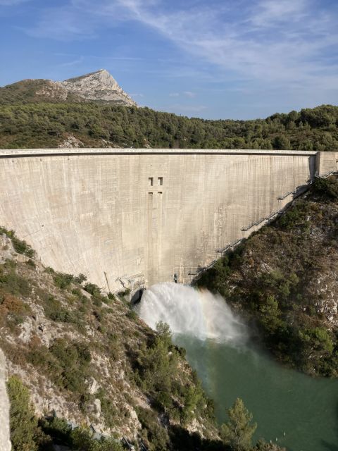 Aix-en-Provence: E-Bike Tour of Mount Sainte-Victoire - Panoramic Mountain Views