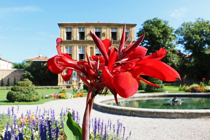 Aix-En-Provence Private Half-Day Walking Tour Culture & Markets - Key Points