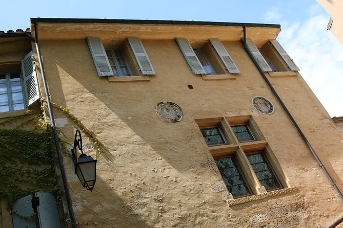 Aix-En-Provence Private Half-Day Walking Tour Culture & Markets - Customized and Personalized Experience