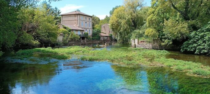 Aix-en-Provence: Provençal Market & Villages Guided Day Trip - Frequently Asked Questions