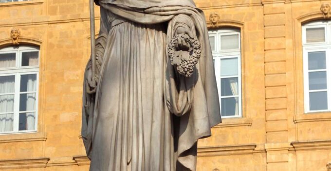Aix-En-Provence: the Jewels (Spanish Tour) - Mazarin District