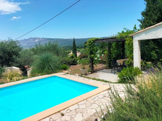 Aix & Marseille: Sainte Victoire Horse Ride, Picnic & Wine - Frequently Asked Questions