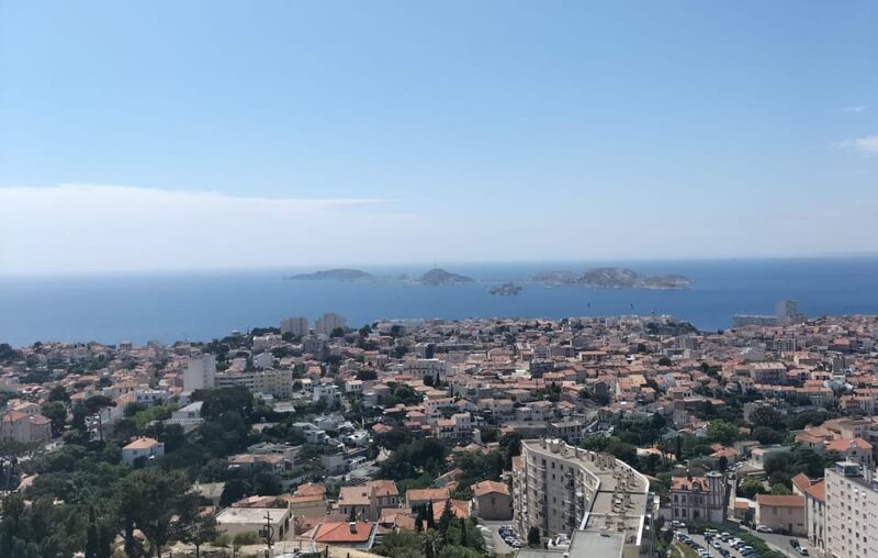 Aix or Marseille: Marseille & Wine Tour in Sainte Victoire - Transportation and Pickup