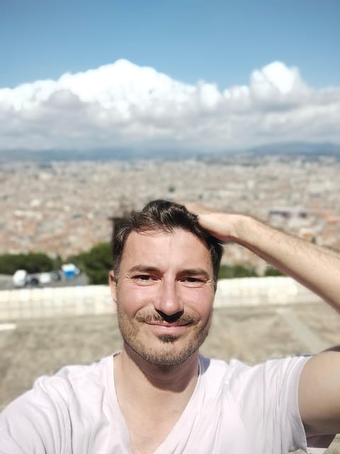 Aix or Marseille: Marseille & Wine Tour in Sainte Victoire - Included Services