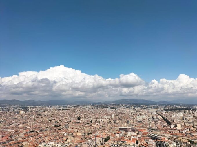 Aix or Marseille: Marseille & Wine Tour in Sainte Victoire - Scenic Drives and Views