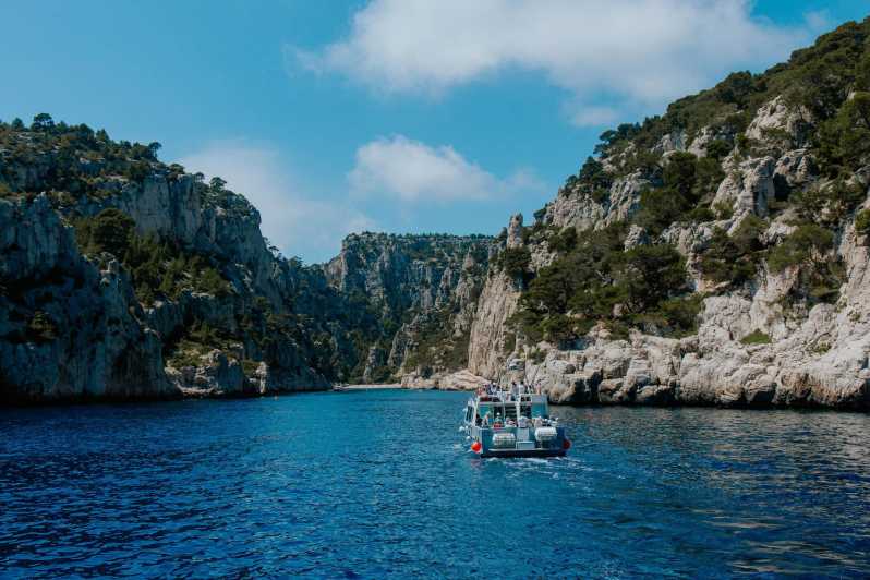 Aix: Safari in Marseille, Cassis & Boat Trip to Calanques - Itinerary Highlights