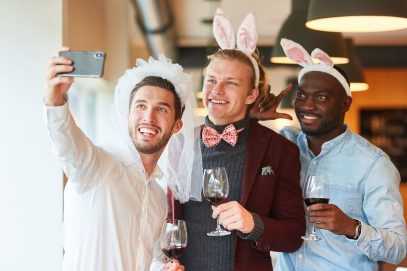 Ajaccio: Bachelor Party Outdoor Smartphone Game - Duration and Accessibility