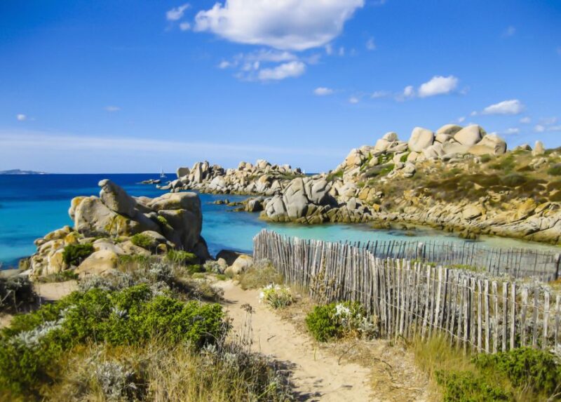 Ajaccio/Porticcio: Lavezzi Islands/Bonifacio Caves Boat Tour - Exploring Bonifacio