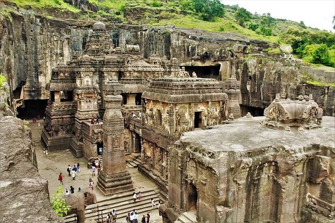 Ajanta And Ellora Caves From Mumbai By Private Car 3D/2N With 3* Accommodation - Accommodation and Meals