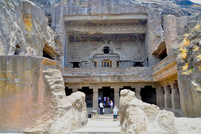 Ajanta & Ellora Caves, Aurangabad and Lonar Meteor Lake, 6 Days From Mumbai - Discovering Daityasudan Temple