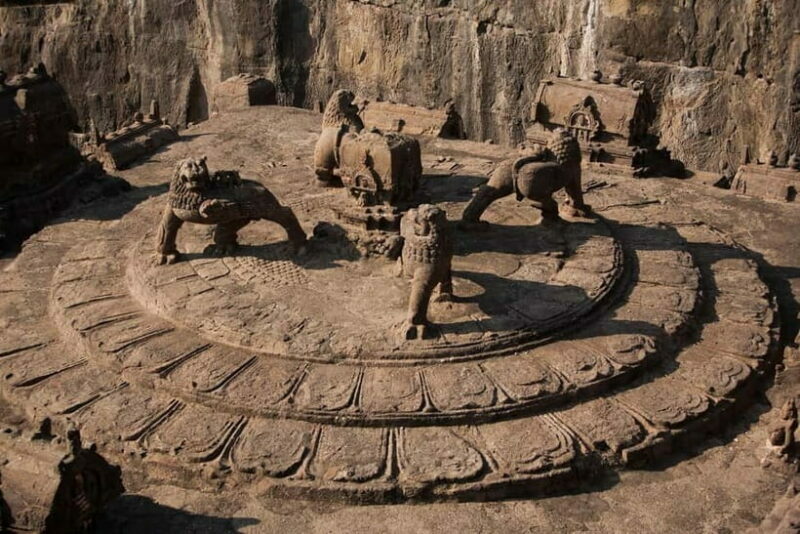 Ajanta & Ellora : Day Tour from Mumbai with Flight Tickets - FAQs