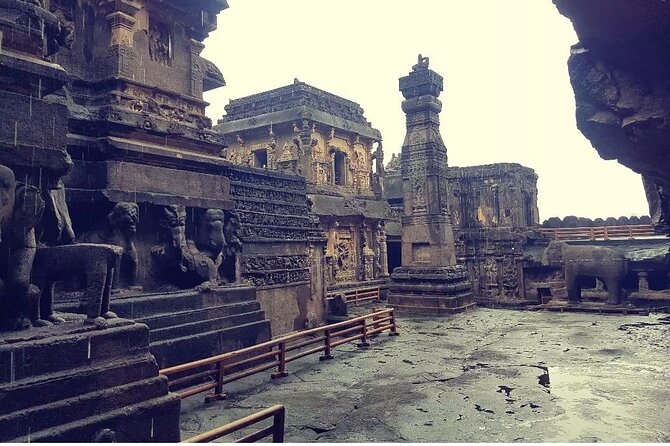 Ajanta Ellora Tour Package in Air Condition Vehicle With Driver - Pickup Information